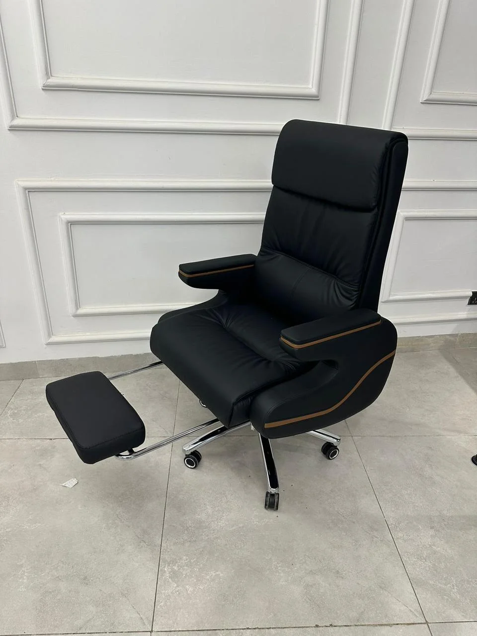 Italian Leather Executive Office Chair - Bakhtyar Furniture