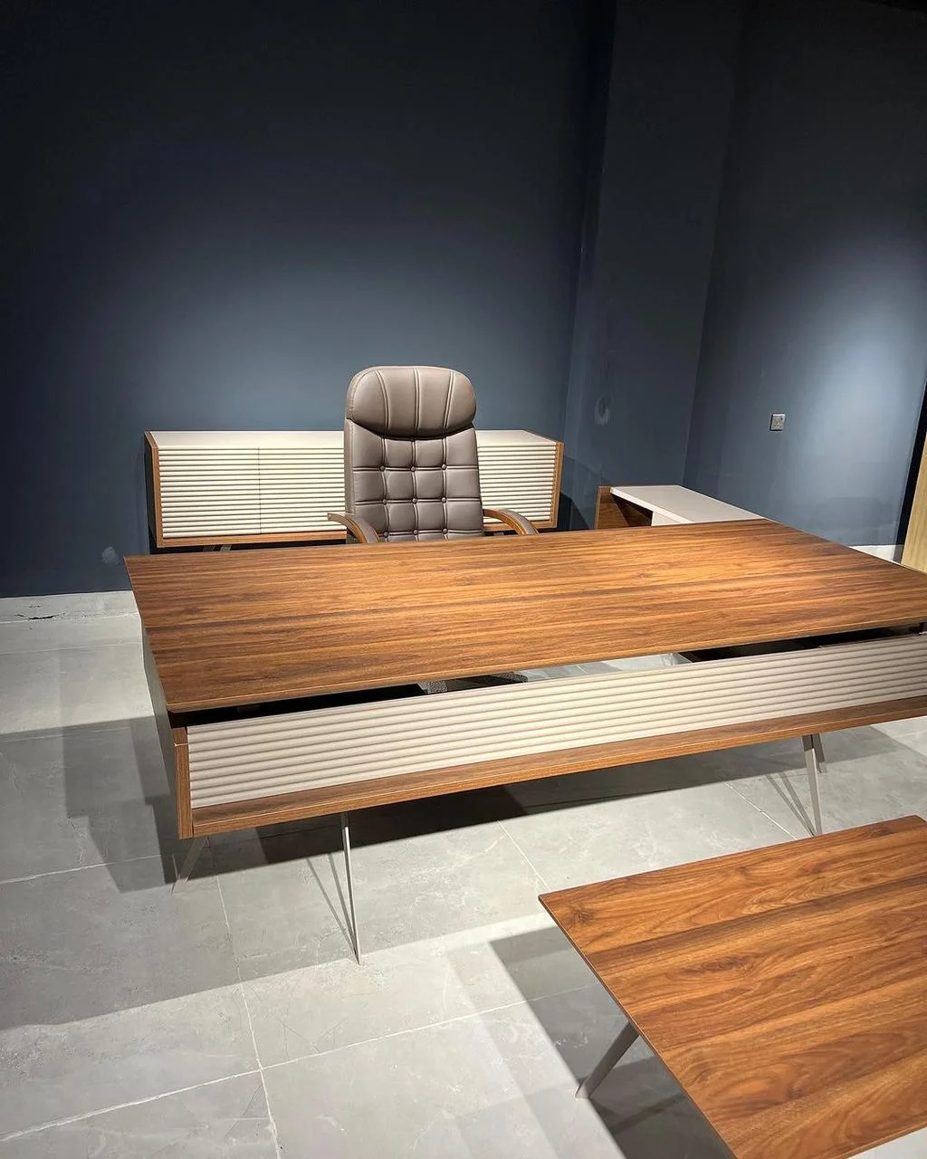 Natural Walnut Executive Office Desk - Bakhtyar Furniture